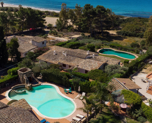 Villa Verde - Torre delle Stelle, Südsardinienam Meer mit Pool und Palmengarten buchen