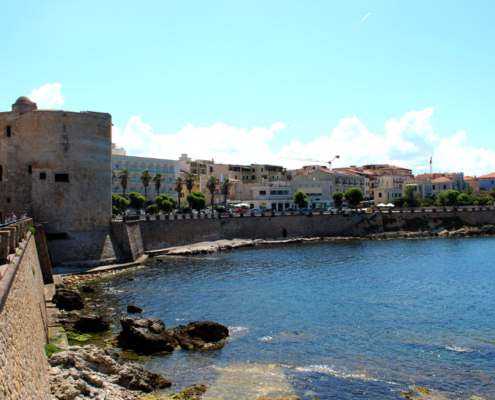 Alghero, spanische Hafenstadt in Sardinien