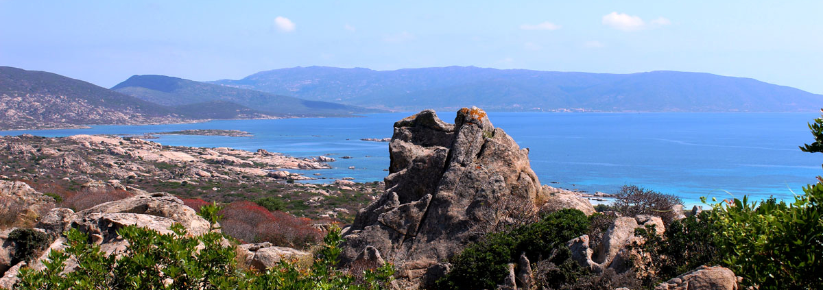 Im Jeep kommst du an unzugängliche Orte des Naturparks Insel Asinara