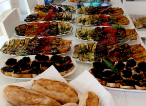 Buche bei Hochzeit-Catering-Sardinien dein Hochzeitsmenue